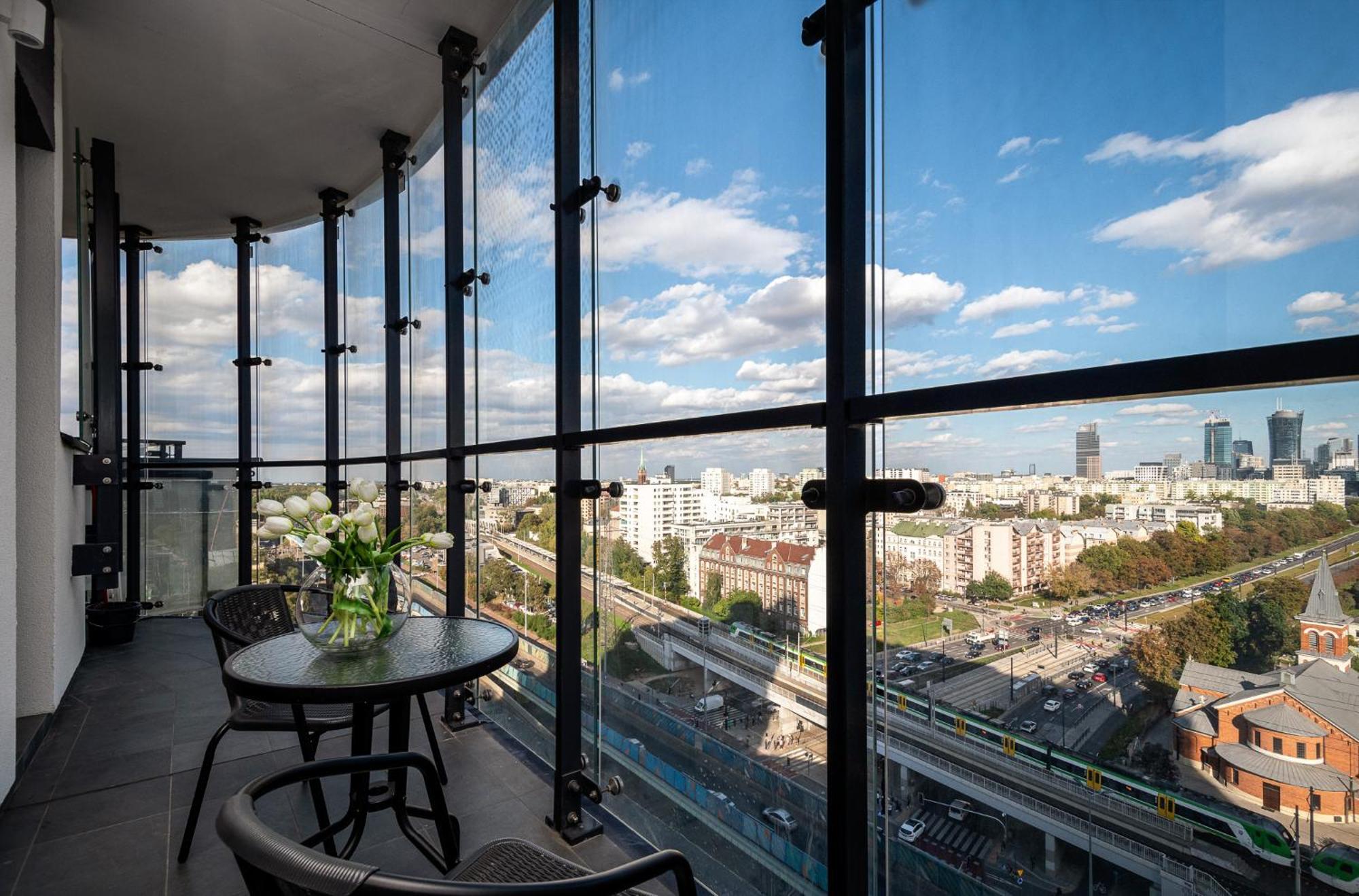 ורשה Kasprzaka 29 Wola Tower Free Garage By Perfect Apart מראה חיצוני תמונה